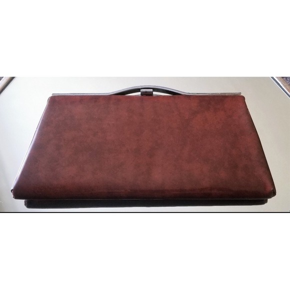 The Unbranded Brand Handbags - Vintage 50s Brown Vinyl Clutch Purse Mid Century